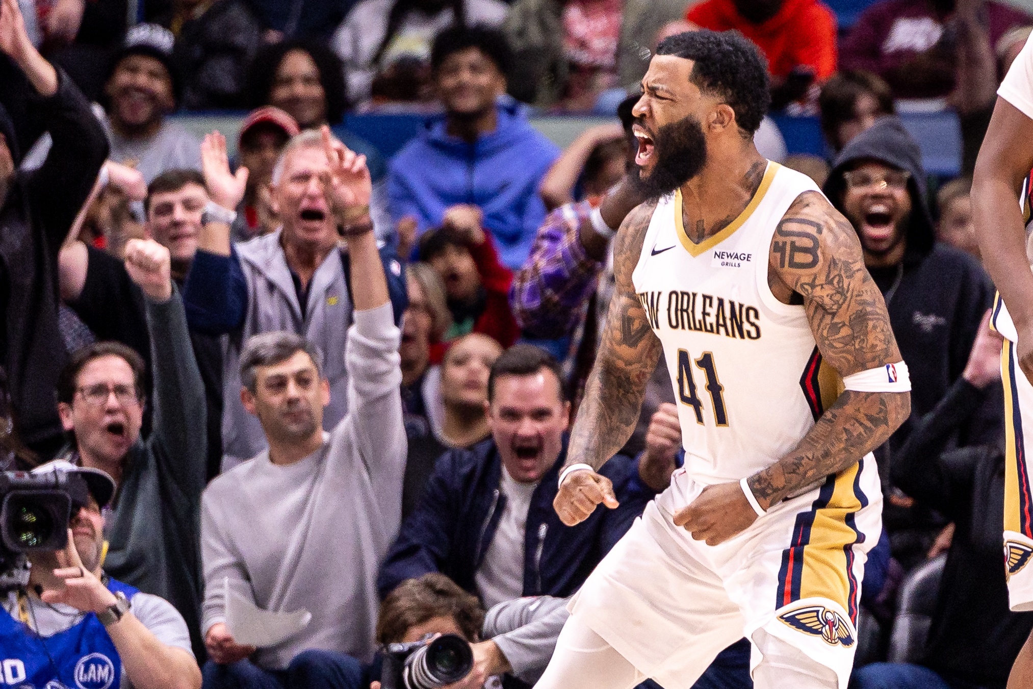 v体育-今天强无敌！萨迪克·贝20中13&amp;三分9中6 砍下36+4+4&amp;全场零失误